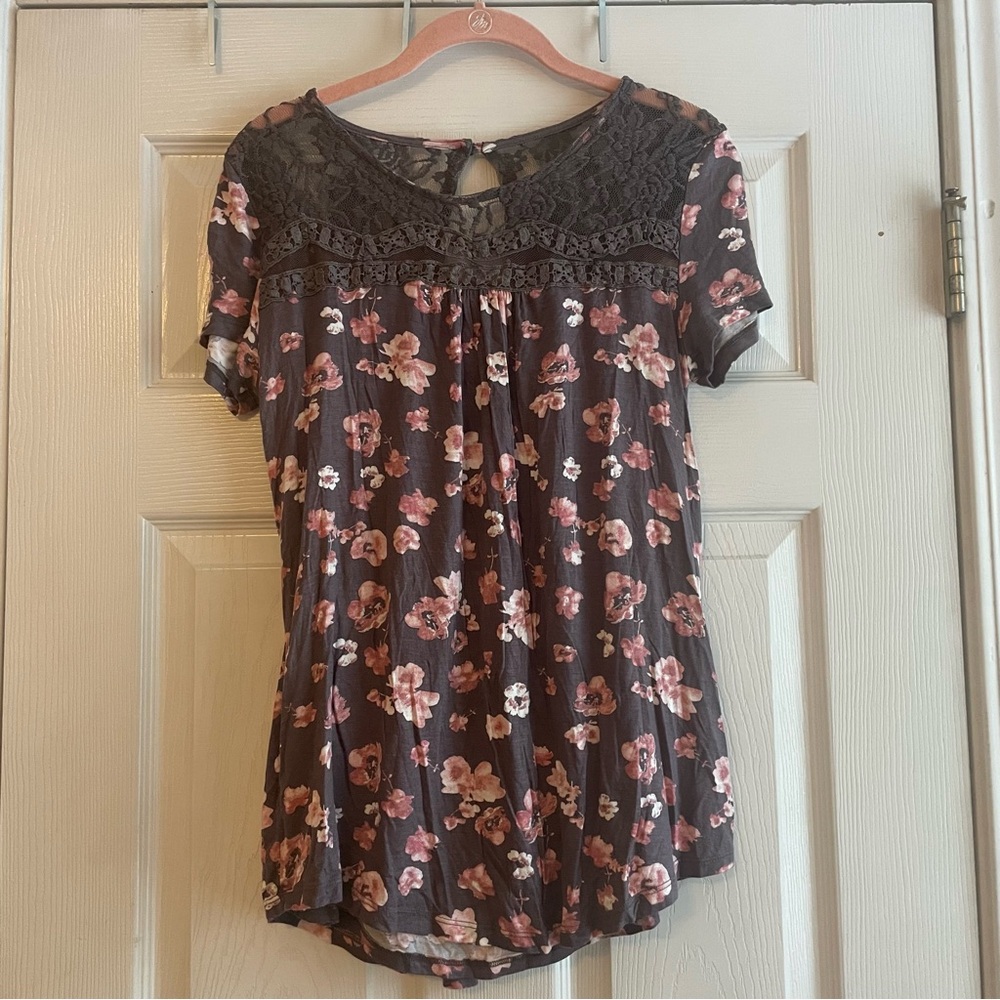 Maurices Medium Brown Pink Short Sleeve Top Lace Back